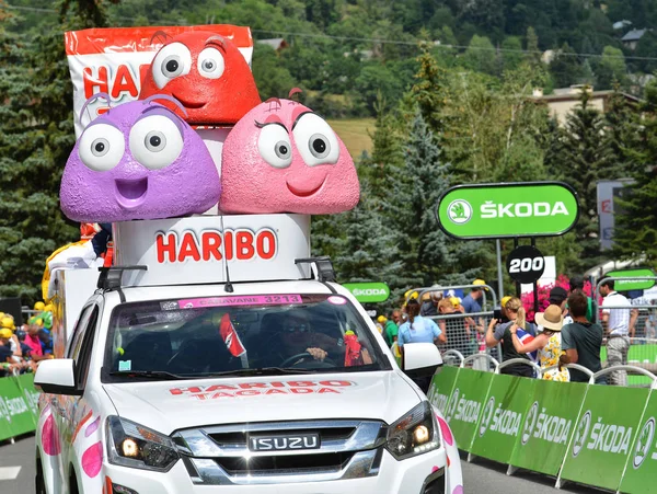 Briancon, Fransa - 19 Temmuz, tanıtım karavan sahne 18 Briancon, de 2017.The gözlük yönlendirmek Briancon - Izoard, Tour de France 2017. 