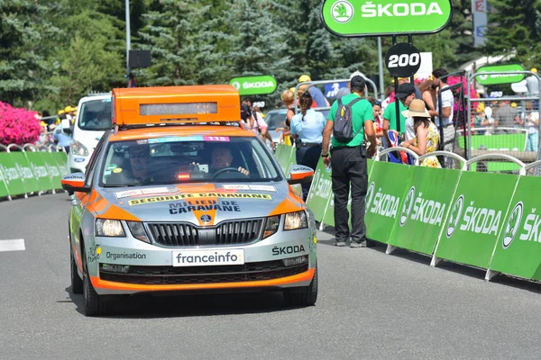 Briancon, Fransa - 19 Temmuz, tanıtım karavan sahne 18 Briancon, de 2017.The gözlük yönlendirmek Briancon - Izoard, Tour de France 2017. 