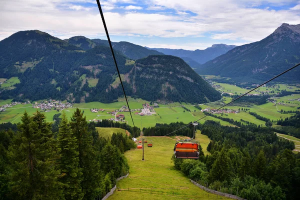 Stol Lift Transport Sankt Ulrich Pillersee Till Jakobskreuz Cross Alps — Stockfoto