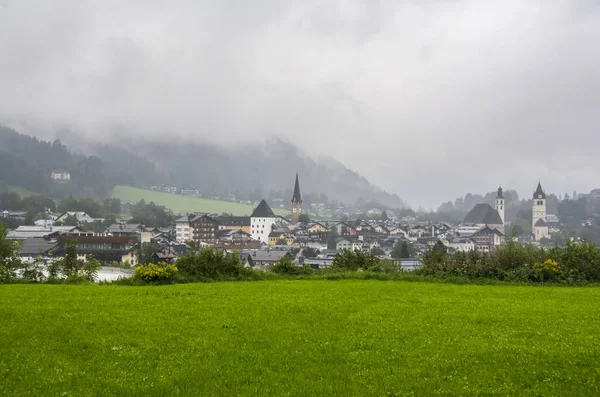 Dia Verão Chuvoso Kitzbuhel Tirol Áustria — Fotografia de Stock