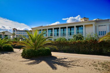 Valencia, İspanya - 5 Kasım 2016. Valencia, İspanya 'daki Malvarrosa sahilindeki Las Arenas Oteli..