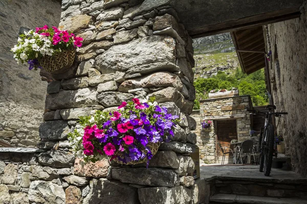 Bonneval Sur Arc Francia Julio 2017 Arquitectura Tradicional Con Casa — Foto de Stock