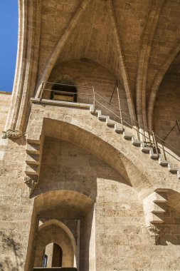 Valensiya, İspanya 'daki Serrano Kapısı' nın antik merdivenleri.