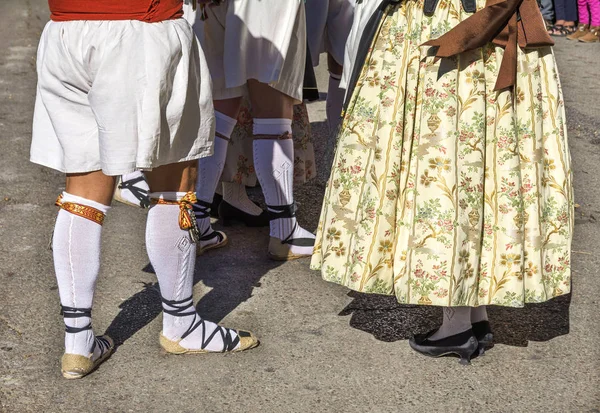 Fantasias Espanholas Tradicionais Grupo Dançarinos Realizando — Fotografia de Stock