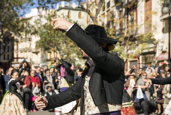 Βαλένθια Ισπανία Νοεμβρίου 2016 Ομάδα Χορευτών Εκτελέσει Έναν Παραδοσιακό Χορό — Φωτογραφία Αρχείου