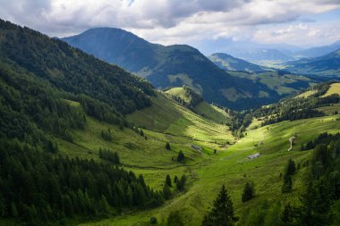 Güzellikler Wildseeloder ev ve Wildsee Gölü, tarihi ve doğa rezerv yer Alps, Fieberbrunn, Avusturya için iki saat izinde 
