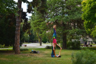 Zagreb, Hırvatistan - 14 Temmuz 2017. Zagreb 'deki Zrinjevac parkında eğlence faaliyetleri .