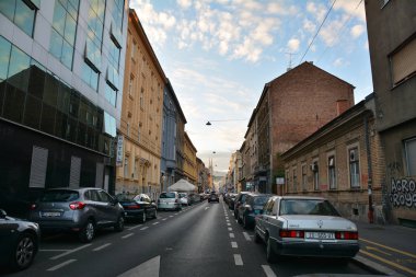 Zagreb, Hırvatistan-15 Temmuz 2017. Zagreb eski kenti 'nde şehir sokak manzarası, Hırvatistan. 