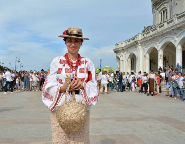 Constanta Rumänien Juni 2018 Frau Tracht Beim Ziua Iei Internationaler — Stockfoto