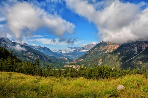 Park Ecrins Milli dağlar, Hautes Alpes Provence, Fransa