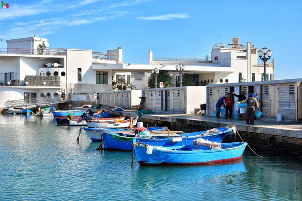 Bari Italy Февраля 2019 Года Рыбацкие Лодки Старой Гавани Бари — стоковое фото