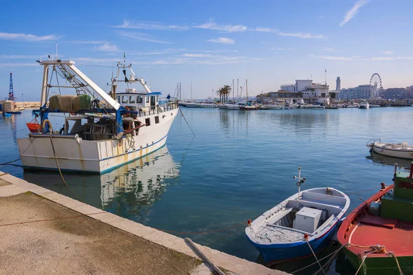 Lungomare Wzdłuż Morza Adriatyckiego Bari Region Apulia Południowe Włochy — Zdjęcie stockowe