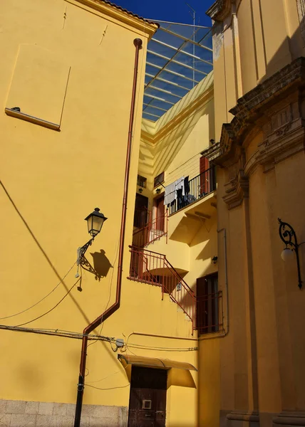 Traditionele Kleurrijke Architectuur Oude Binnenstad Van Bari Italië — Stockfoto