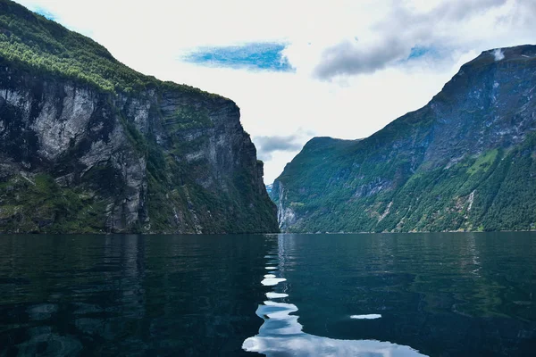 Splendido Geirangerfjord Visto Barca Nella Regione Sunnmore Norvegia Uno Dei — Foto Stock