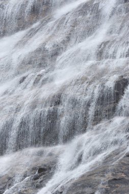 Geirangerfjord, Sunnmore bölgesindeki Yedi Kızkardeş şelalesi geçmişi, Norveç, Unesco Dünya Mirası 'nda da dahil olmak üzere dünyanın en güzel fiyortları..