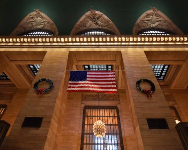New York, ABD - 5 Aralık 2019. Grand Central Terminali 42. caddedeki tren terminali ve Midtown Manhattan, New York 'taki Park Avenue' da..