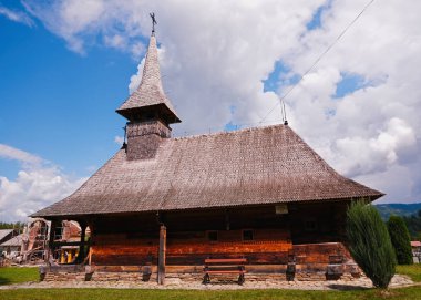 Romanya 'nın Maramures kentindeki en eski manastırlardan biri olan Moisei Tahta Kilise