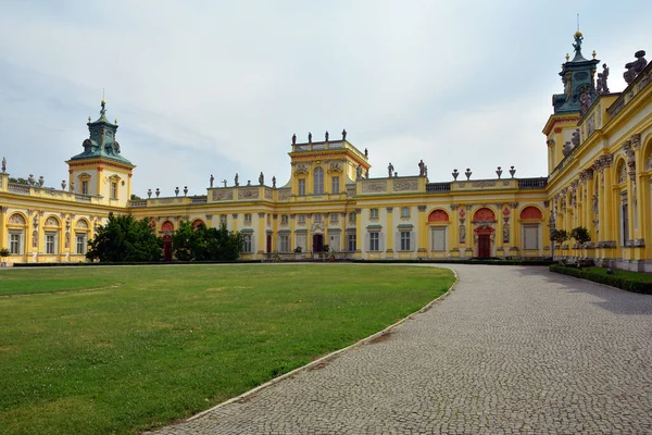 Varsovia Polonia Junio 2018 Vista Frontal Del Palacio Real Wilanow —  Fotos de Stock