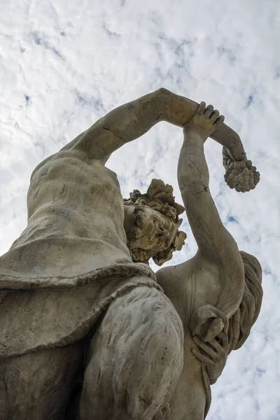 Warszawa Polen Juli 2018 Skulptur Stranden Sjön Som Omger Palatset — Stockfoto