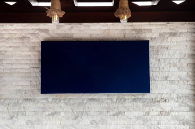 Beyaz taş doku arka planda boş ekran mavi etiket.