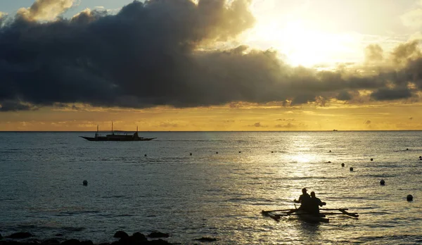 Amanhecer Antes Carregar Mar — Fotografia de Stock