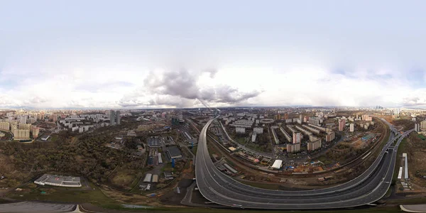 Vista Panorámica Ciudad Con Casas Carreteras Parques Tomados Quadrocopter — Foto de Stock
