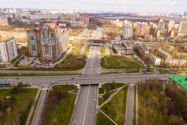 Panoramic views of traffic intersections of intersections and highways freed from a quadrocopter