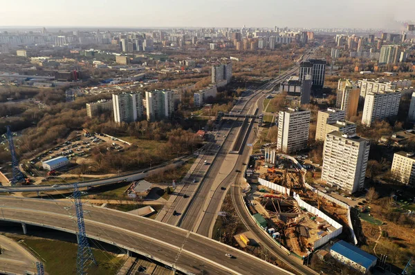 Kreuzungen Und Autobahnen Von Quadrocopter Befreit — Stockfoto