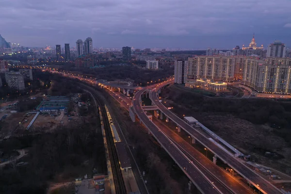 Панорамний Вид Місто Будинками Дорогами Вночі Знятий Квадрокоптера — стокове фото