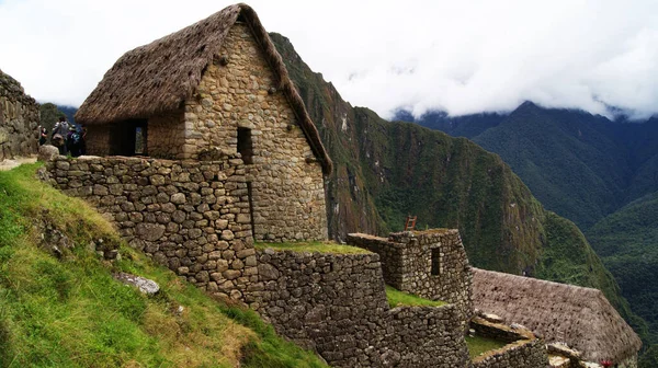 Güney Amerika Nın Geçmişten Gelen Zanaatkarların Katı Graniti Işlemek Için — Stok fotoğraf