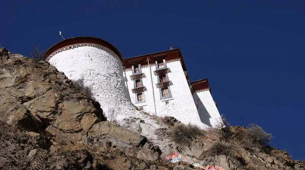 Альпійські Буддійські Храми Фортеці Тибету — стокове фото