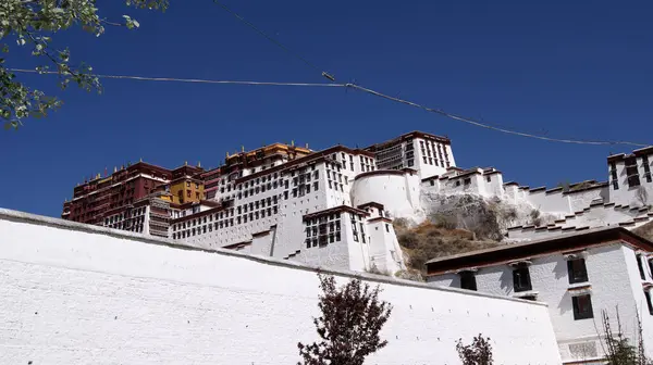 Alpine Buddhist Ancient Temples Fortresses Tibet — Stock Photo, Image