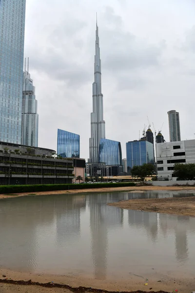 Grande Ville Affaires Dominée Par Les Éléments Pluie — Photo