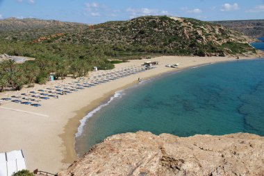 Deniz dağları ve kumlu plaj yazın en büyük rüyası.