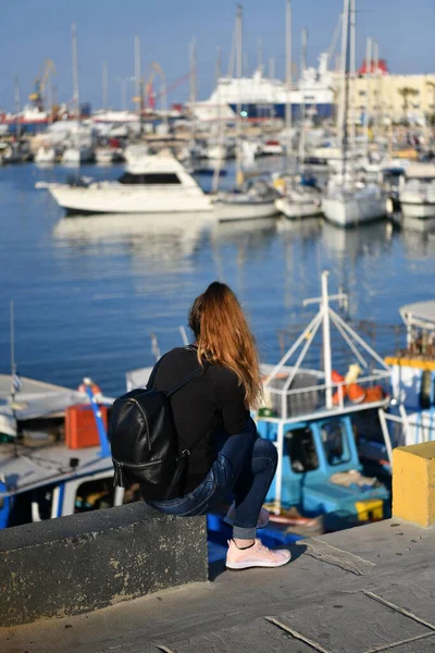 Schöne Und Unterschiedliche Boote Auf Dem Meer — Stockfoto