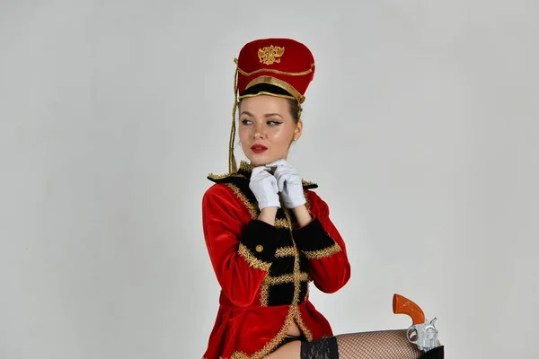 Menina Bonita Velho Traje Hussar Botas Pretas — Fotografia de Stock