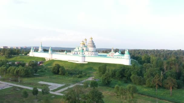 Panoramic View Ancient Fortress Monastery Located High Green Hill Filmed — Stock Video