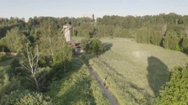 Manastır değirmeninin şafak vakti panoramik görüntüsü insansız hava aracı ile çekildi.