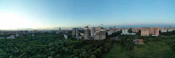 Vista Panoramica Notturna Della Grande Città Filmata Drone — Foto Stock