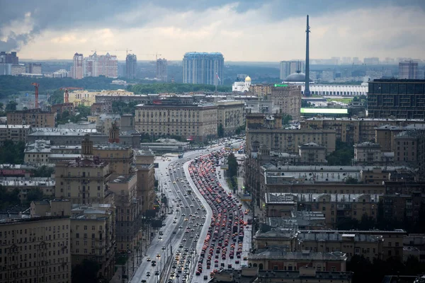 Blick Aus Dem Fenster Auf Eine Großstadt Draußen Regnet — Stockfoto