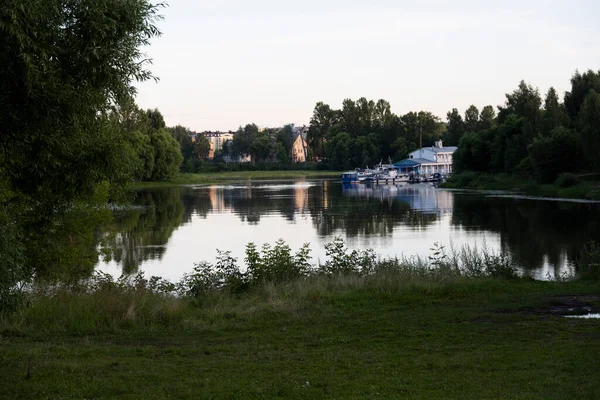 Widoki Budynków Wiejskich Lecie Zielonym Mieście — Zdjęcie stockowe