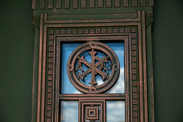 Afrescos Brilhantes Objetos Simbólicos Natureza Religiosa Parede Templo — Fotografia de Stock