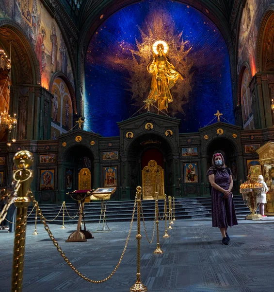 Décoration Intérieure Des Églises Orthodoxes Avec Des Pèlerins — Photo