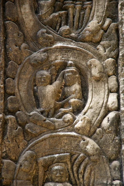Estátuas Baixos Relevos Deuses Soluções Arquitetônicas Complexo Histórico Angkor Watt — Fotografia de Stock