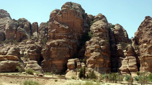 约旦南部Petra附近迷人的粉色悬崖 — 图库照片