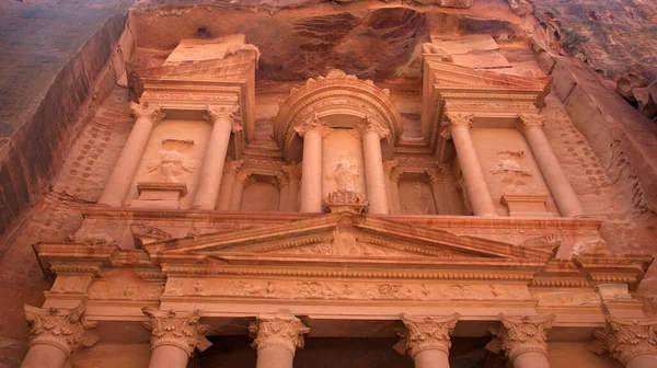 Antichi Edifici Rupestri Petra Nel Sud Della Giordania — Foto Stock