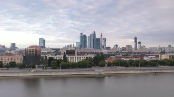 Vue Panoramique Sur Grand Fleuve Ville Lever Soleil — Video