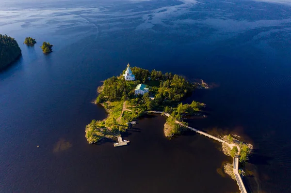 Mosteiro Antigo Valaam Skerries Próximos Filmados Drone — Fotografia de Stock