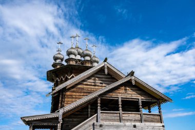 Kuzey mimarisinin eşsiz antik ahşap yapıları