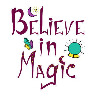 Sihirli cadılar bayramı deyimine inan. Parmak izi tasarımı, poster, afiş, kapak, davetiye, çıkartma ve tişört için kristal küre ve kristallerle el çizimi alıntılar. EPS10